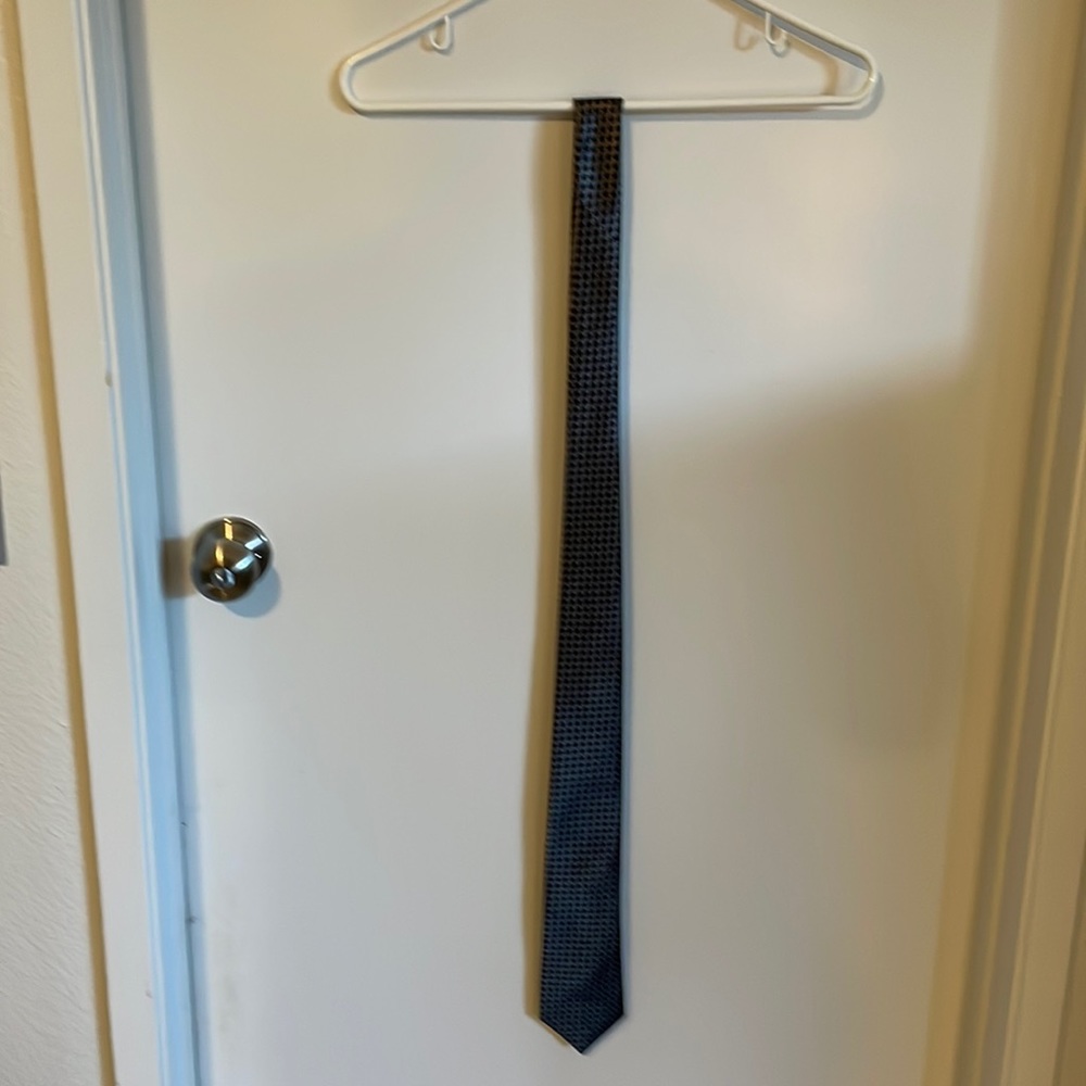 Black and grey tie
